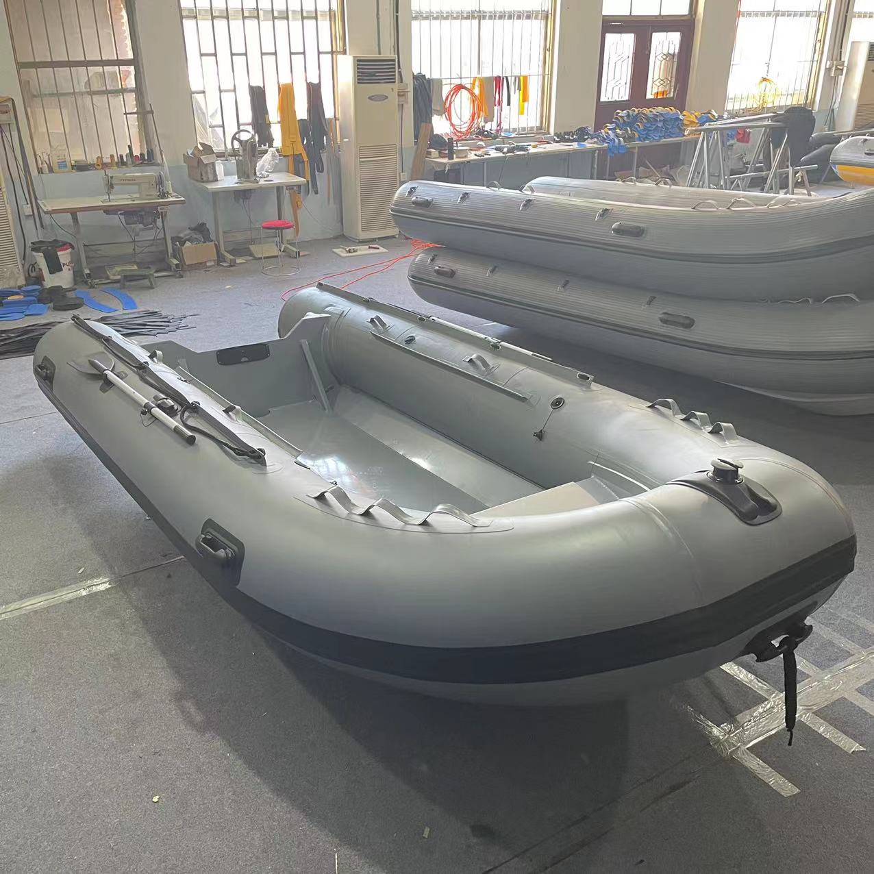 Barco inflável de casco de alu - Inflatable Boat 4 Person avaliação e preço